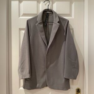 Men’s Lululemon gray jacket